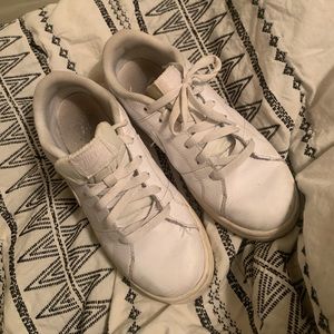 Nike Court Royals 2 Sneakers